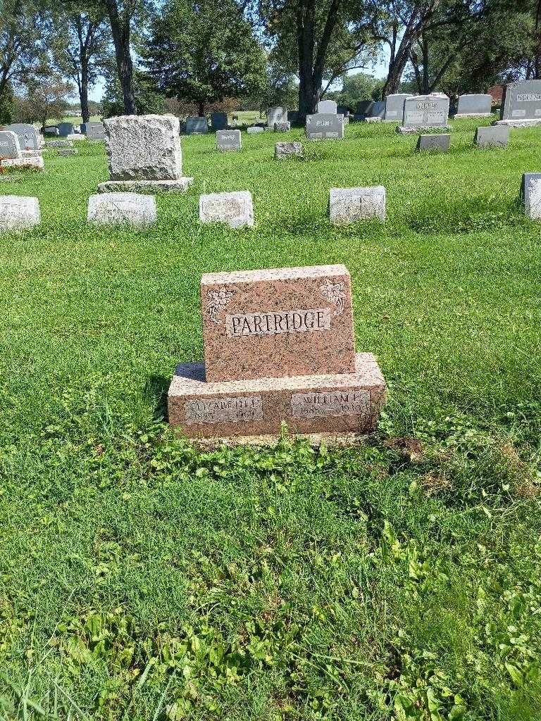 Elizabeth L. Partridge's grave. Photo 1