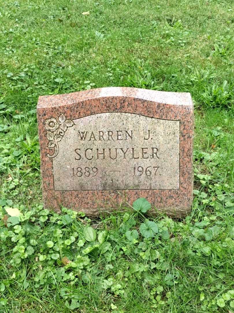 Warren Jay Schuyler's grave. Photo 3