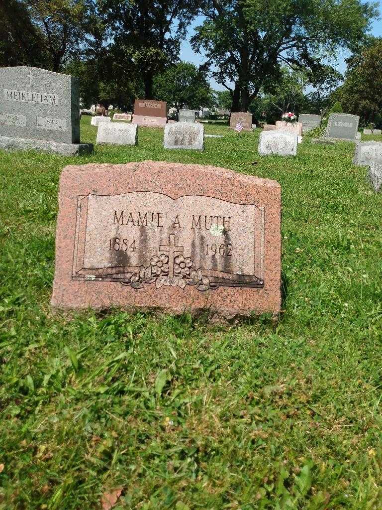 Mamie A. Muth's grave. Photo 2