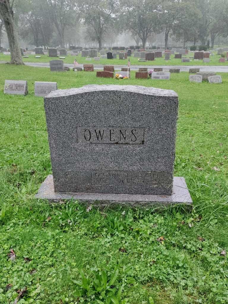 Bernadine J. Owens's grave. Photo 2