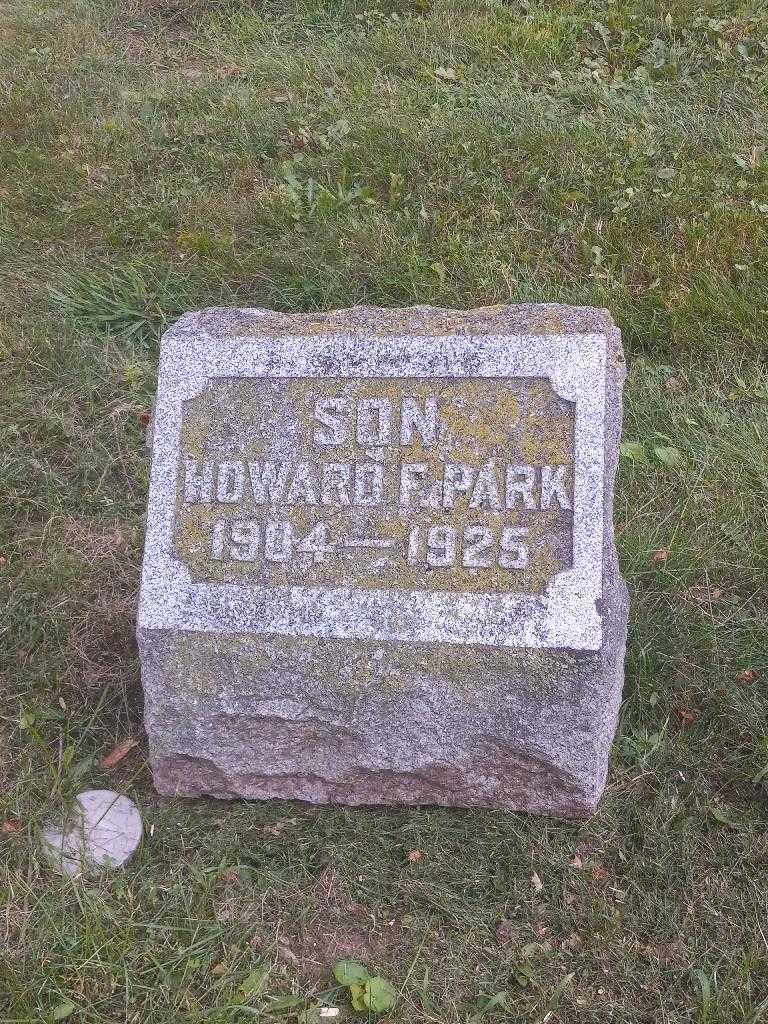 Howard F. Park's grave. Photo 2