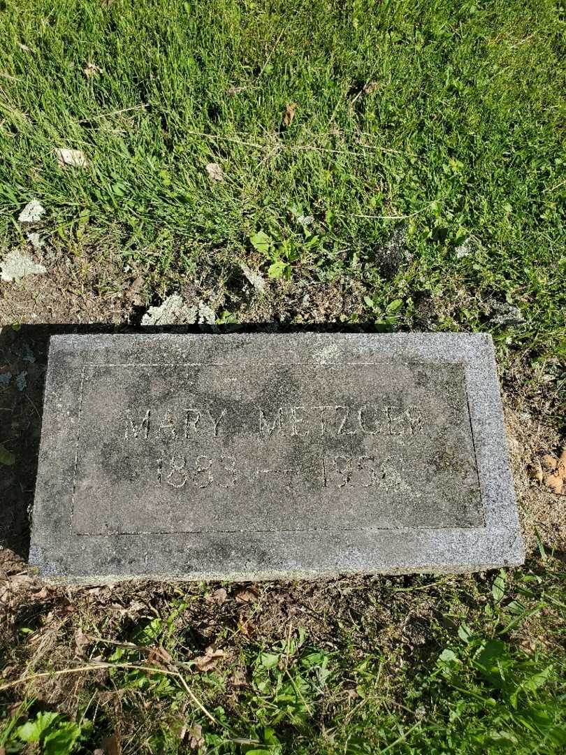 Mary Metzger's grave. Photo 4