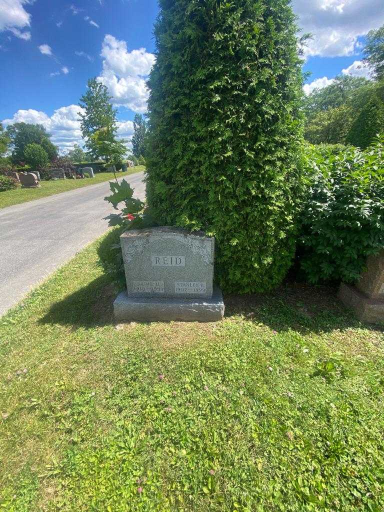 Stanley B. Reid's grave. Photo 1