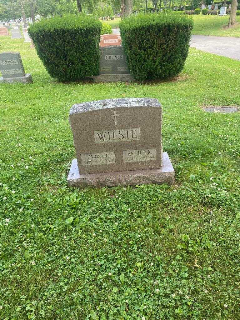 Arthur K. Wilsie's grave. Photo 2