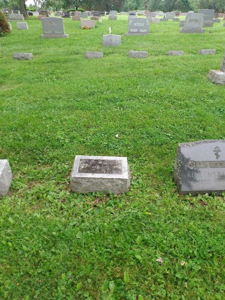 Nancy Helen Hayes's grave. Photo 1