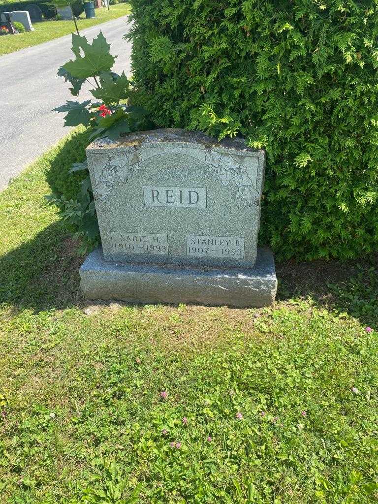 Stanley B. Reid's grave. Photo 2