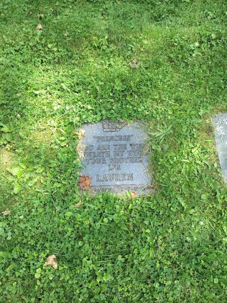 Lauren "Princess" Bordonaro's grave. Photo 2