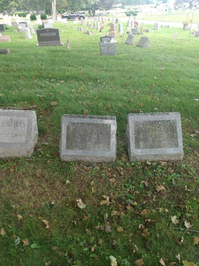 Anna H. Kelley's grave. Photo 1