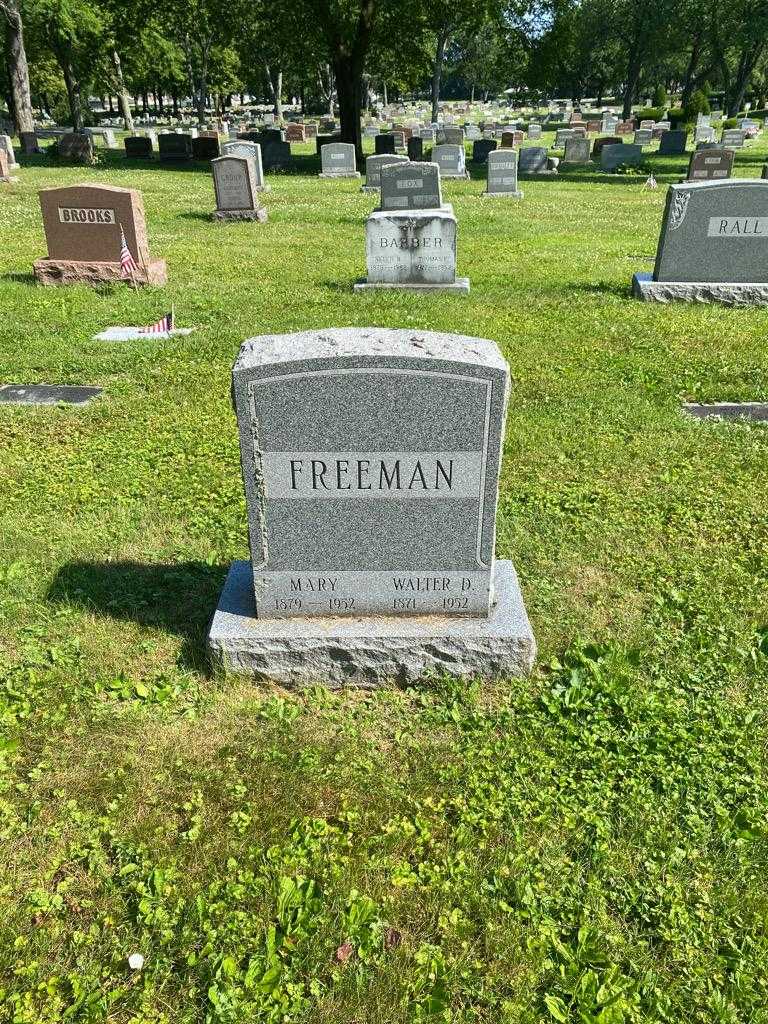 Walter D. Freeman's grave. Photo 2