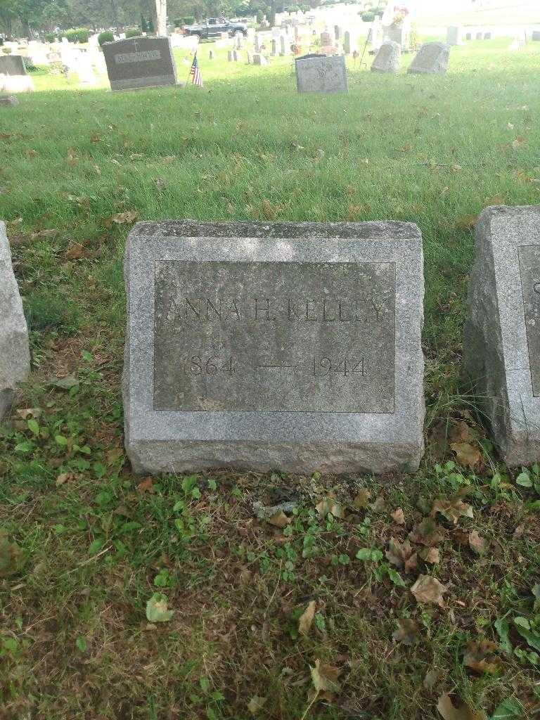 Anna H. Kelley's grave. Photo 2