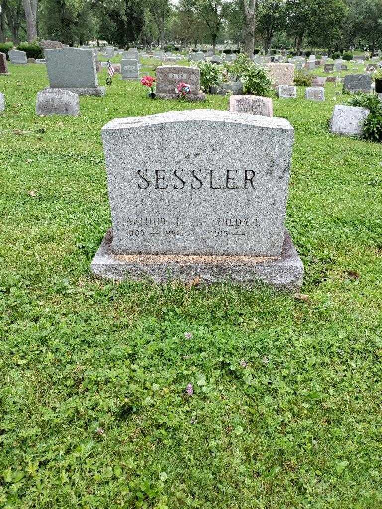 Arthur J. Sessler's grave. Photo 2