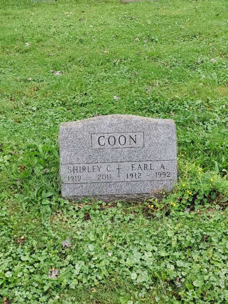 Earl A. Coon's grave. Photo 2