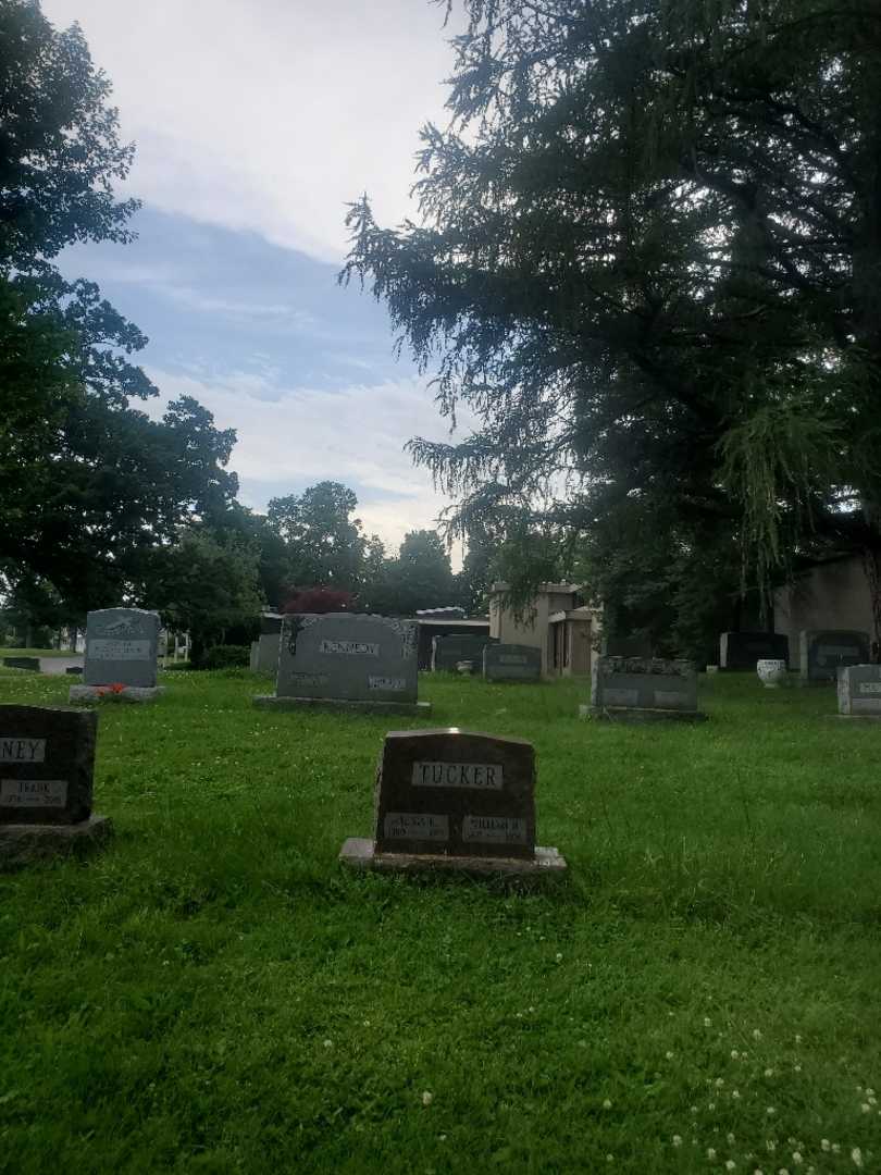 William H. Tucker's grave. Photo 1