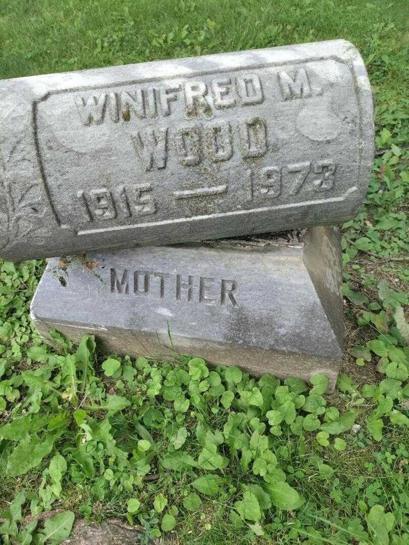 Winifred M. Wood's grave. Photo 7