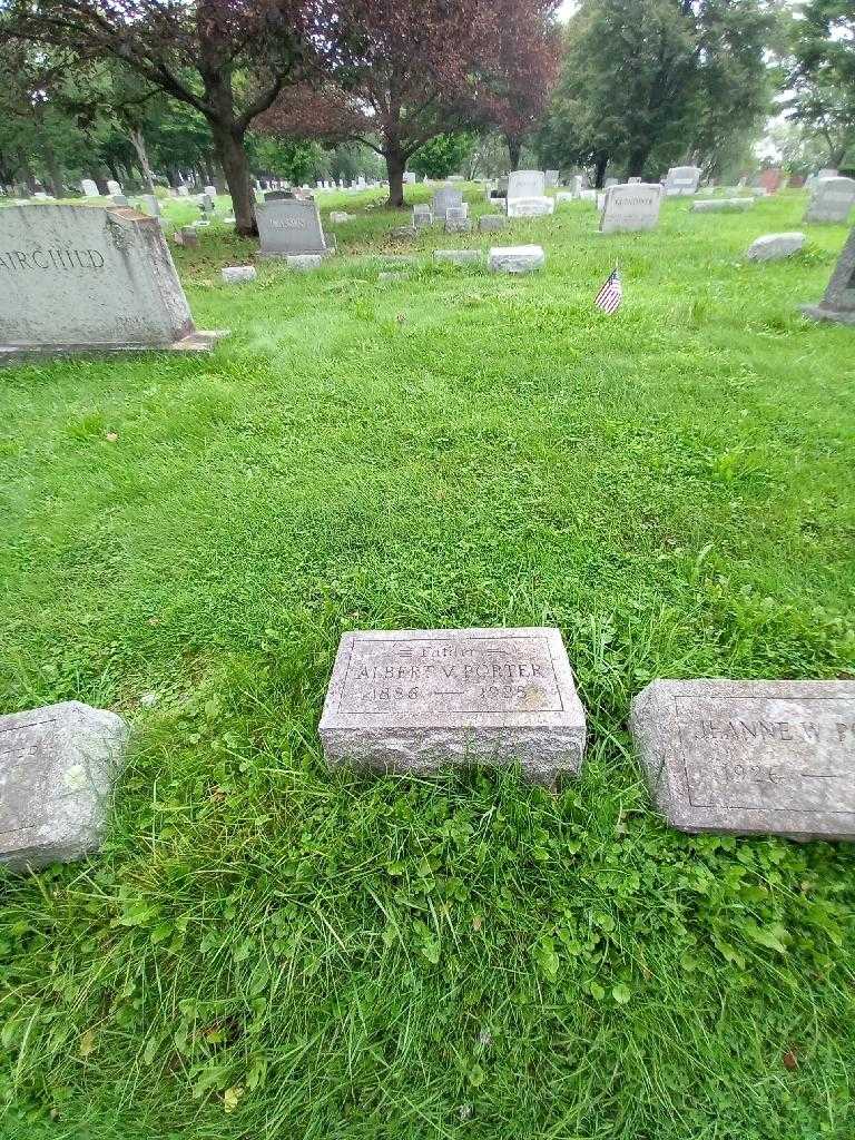 Albert V. Porter's grave. Photo 3