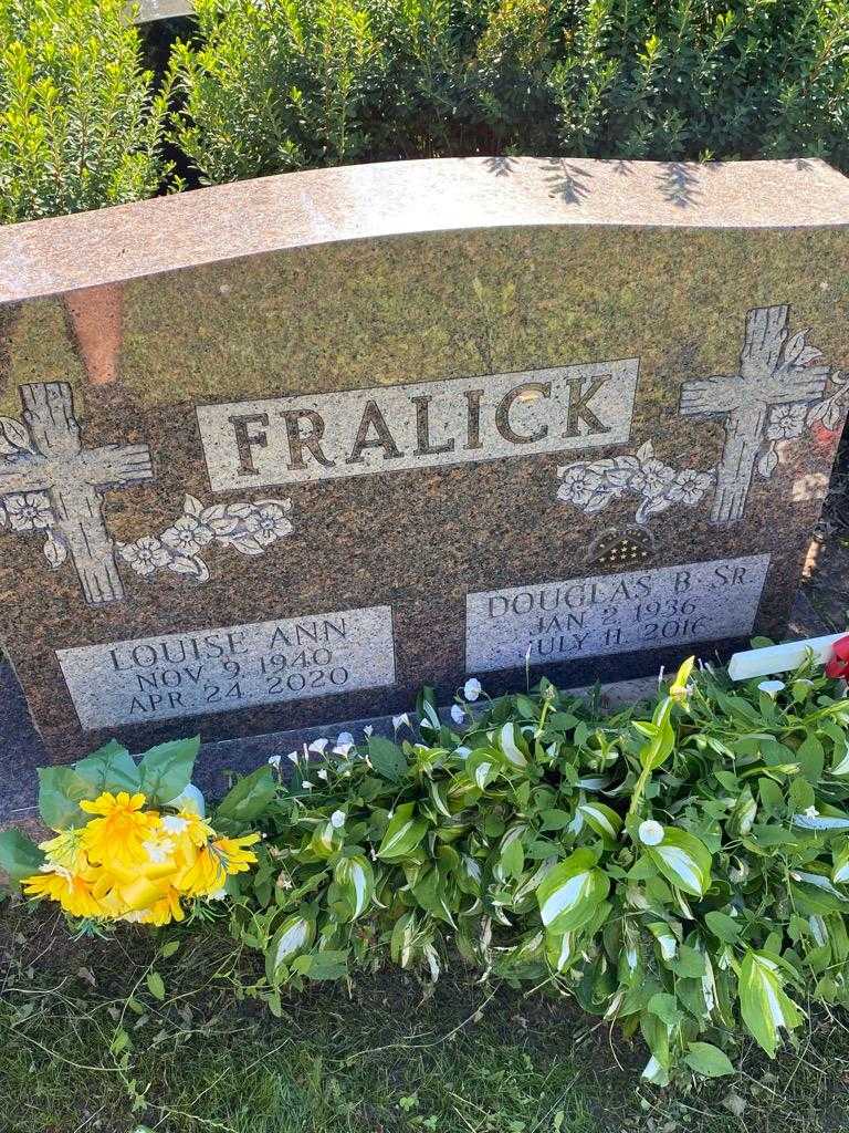 Louise Ann Fralick's grave. Photo 3