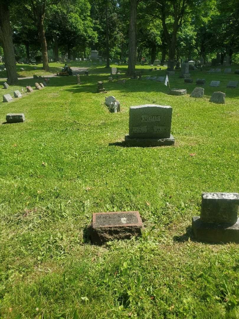 Jessie M. Walizer Garvin's grave. Photo 1