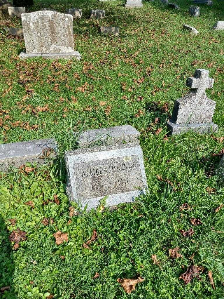 Almeda Haskin's grave. Photo 1