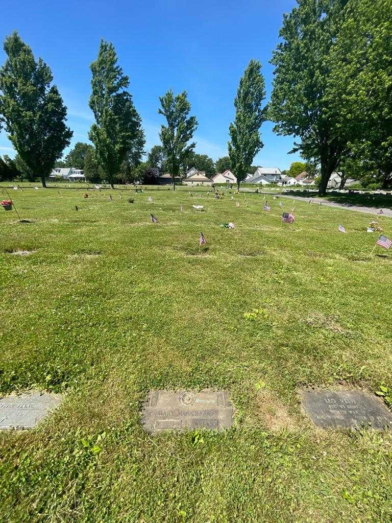 Mary Molchanoff's grave. Photo 3