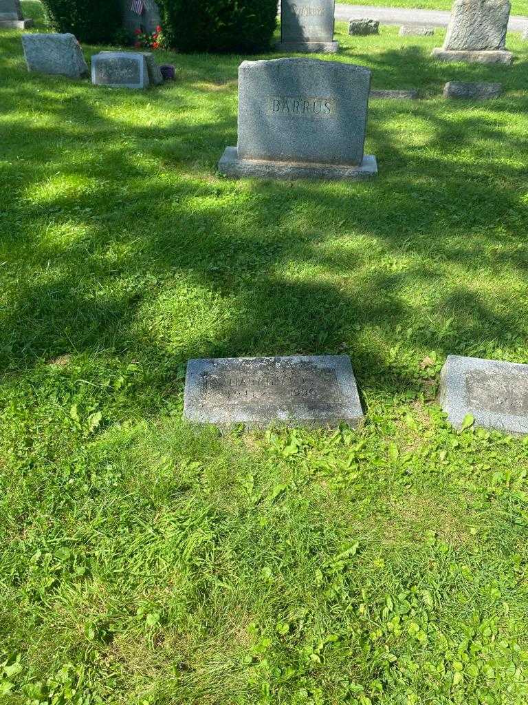 Harriett E. Barrus's grave. Photo 2