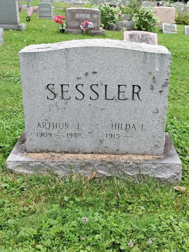 Arthur J. Sessler's grave. Photo 3