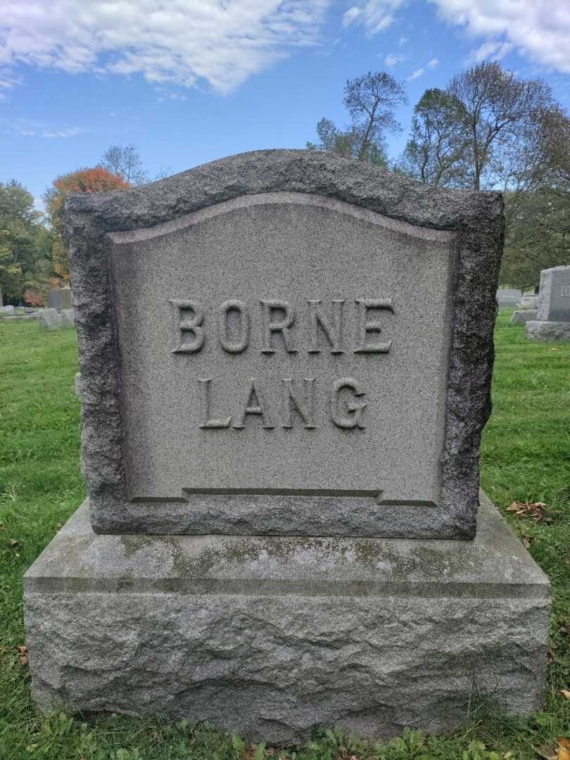 Freda Lang Baisch's grave. Photo 4