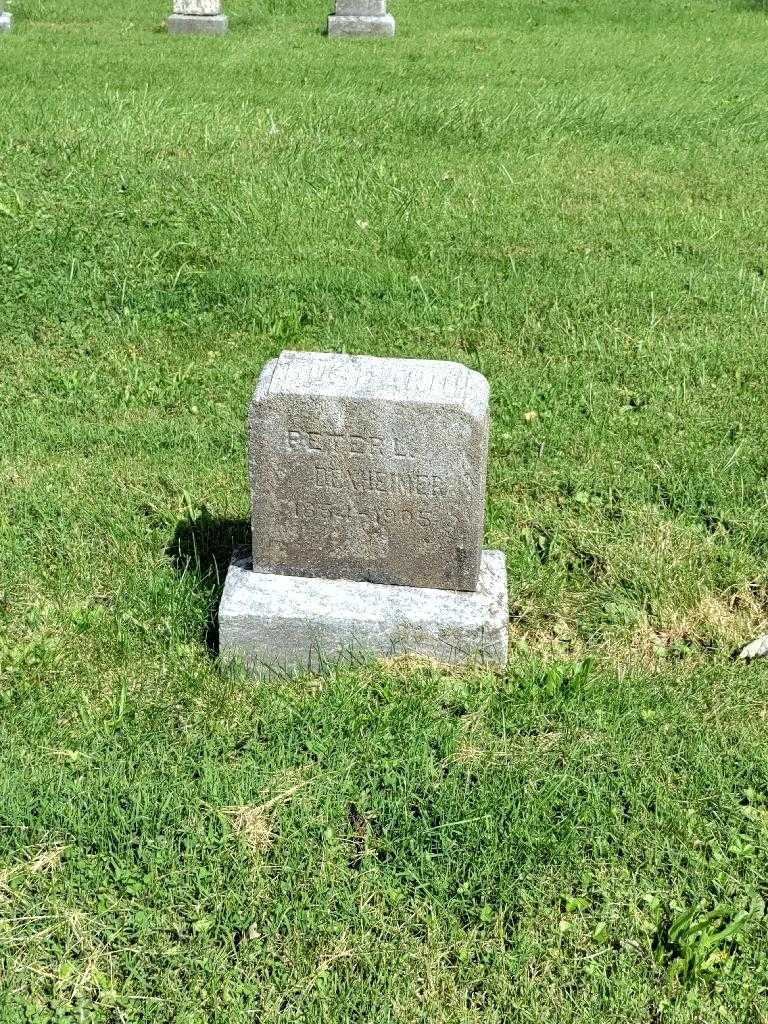 Peter L. Dexheimer's grave. Photo 2