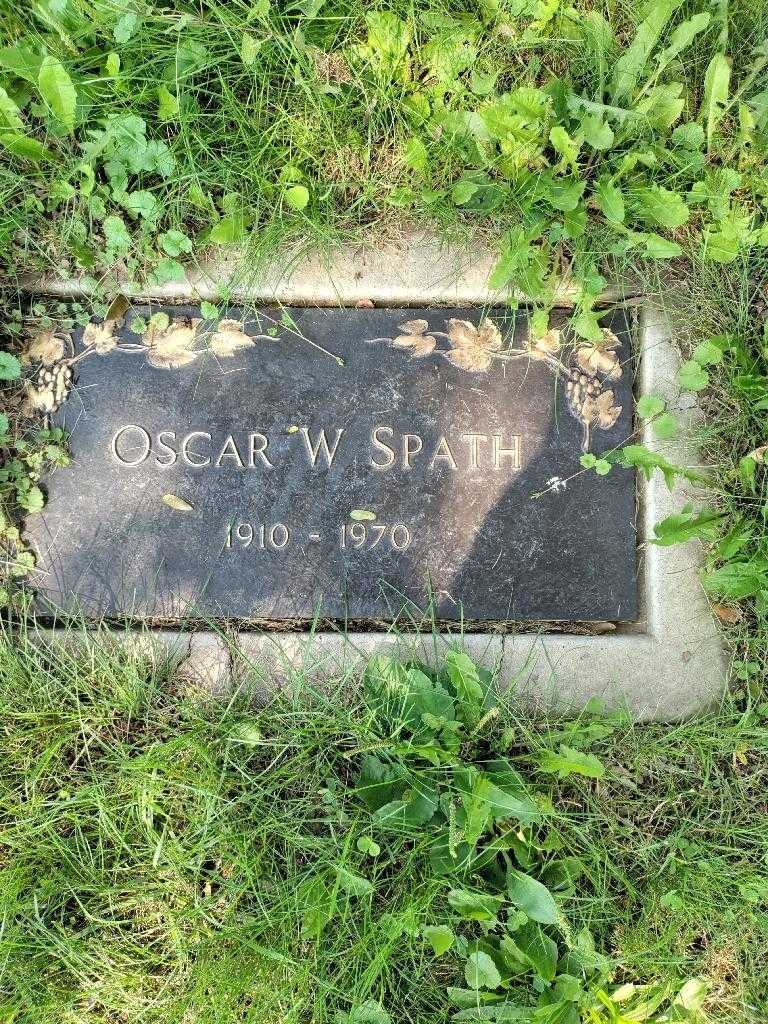 Oscar W. Spath's grave. Photo 3