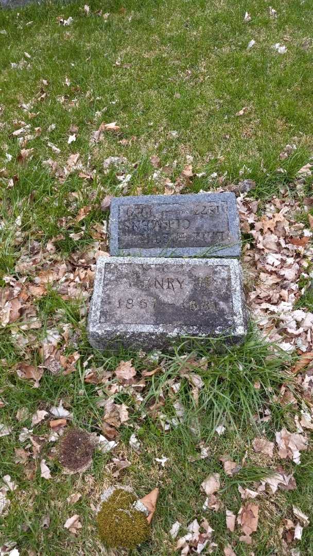 Henry J. Wurpel's grave. Photo 2