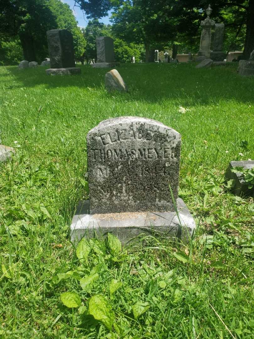 Elizabeth Maria Thomasmeyer's grave. Photo 3
