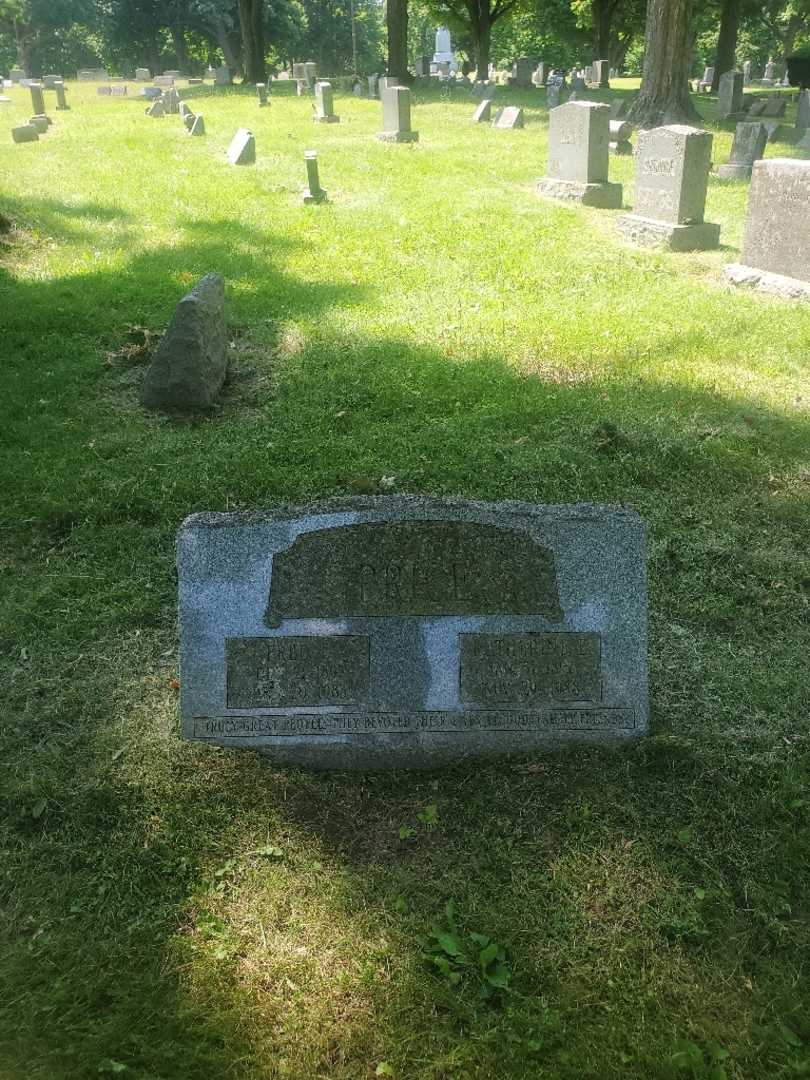 Frederick E. W. "Fred" Price's grave. Photo 2