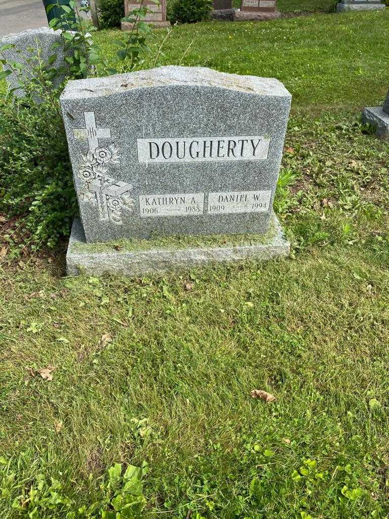 Daniel W. Dougherty's grave. Photo 2