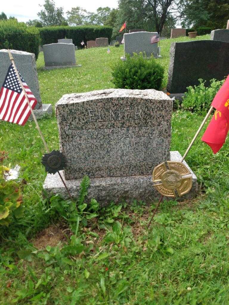 Henry Elmer's grave. Photo 2