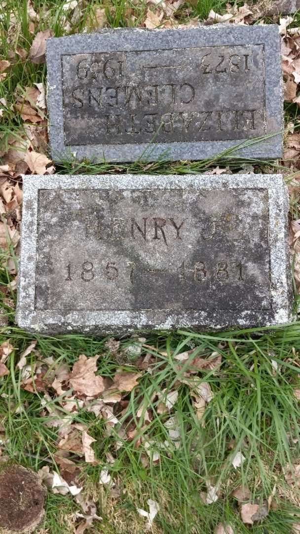 Henry J. Wurpel's grave. Photo 3