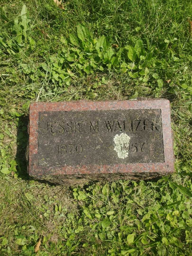 Jessie M. Walizer Garvin's grave. Photo 3