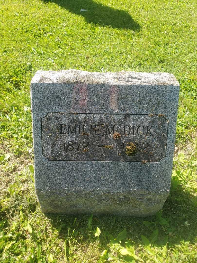 Emilie M. Dick's grave. Photo 4