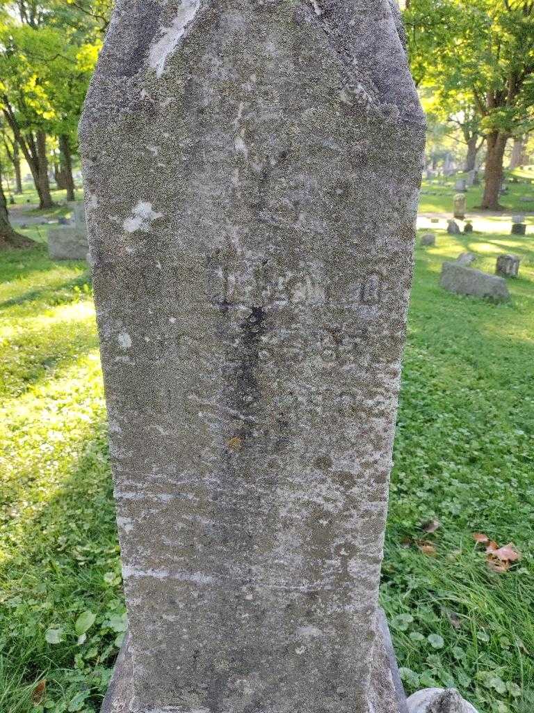 William Delos Larrabee's grave. Photo 3