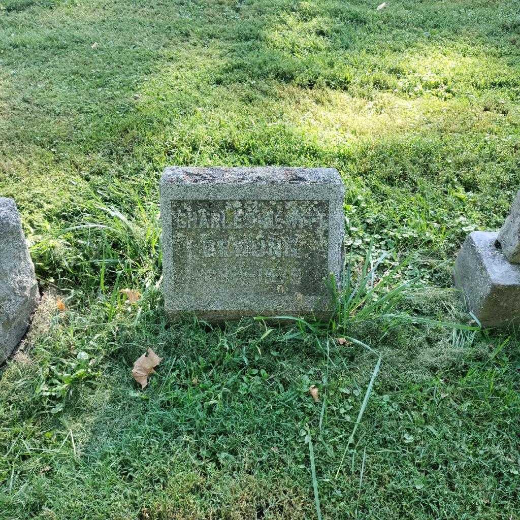 Charles Dewitt Genung's grave. Photo 3