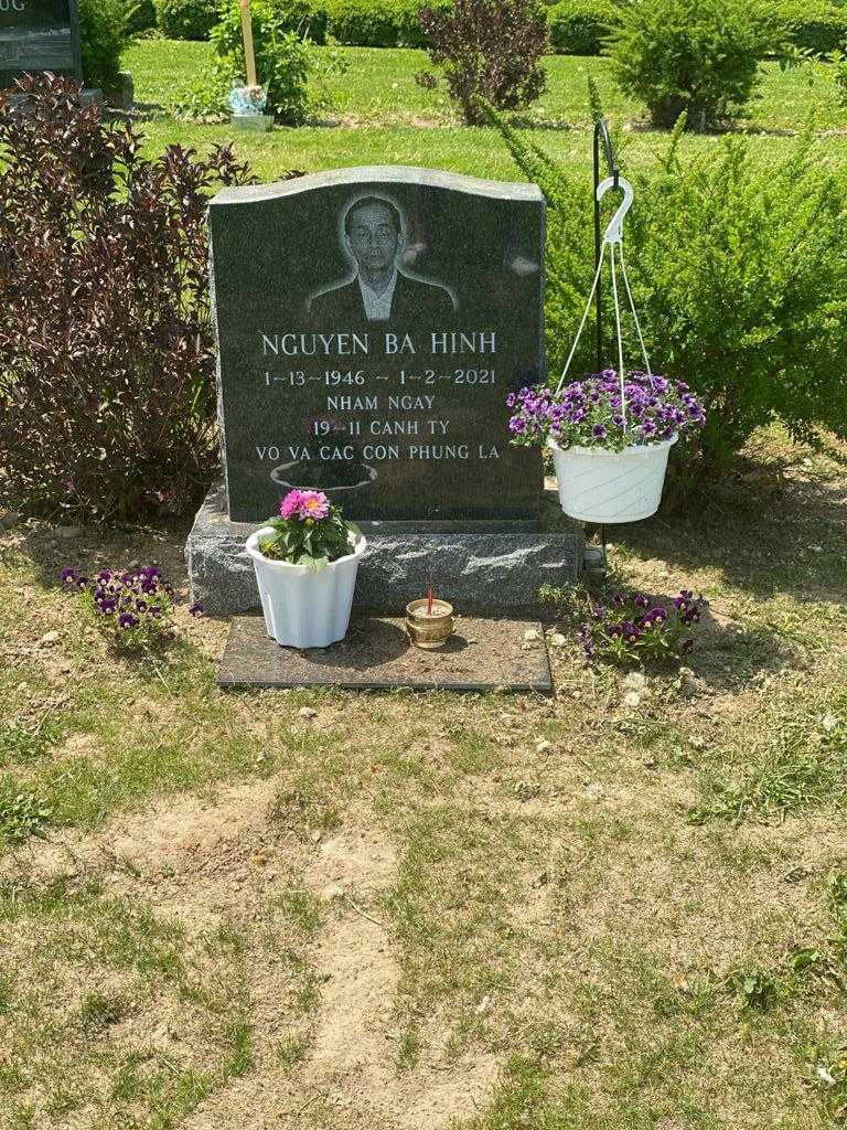 Hinh Ba Nguyen's grave. Photo 1