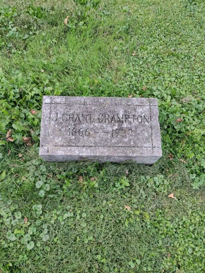 Grant J. Crampton's grave. Photo 2