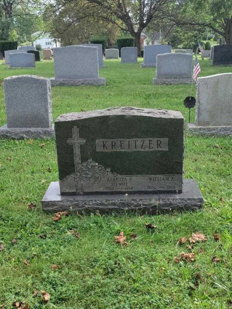 Alberta P. Kreitzer's grave. Photo 3