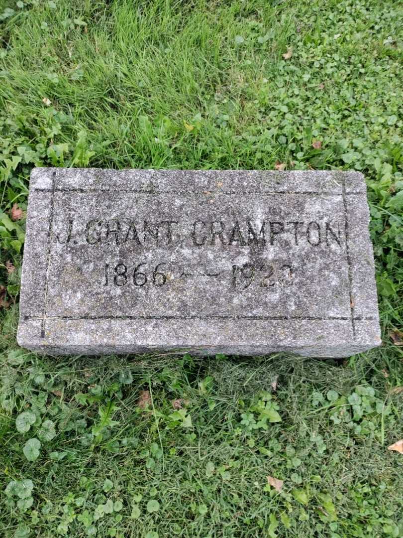 Grant J. Crampton's grave. Photo 3