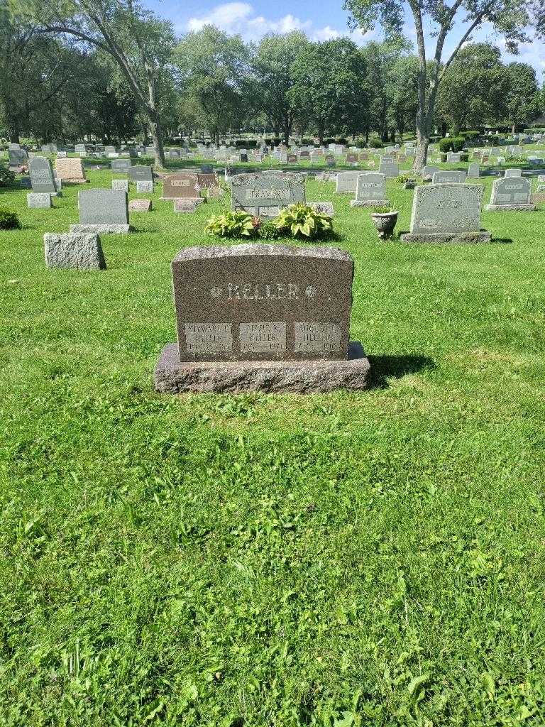 August G. Heller's grave. Photo 1