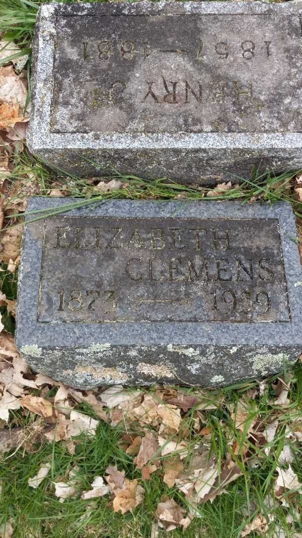 Elizabeth B. Clemens's grave. Photo 4