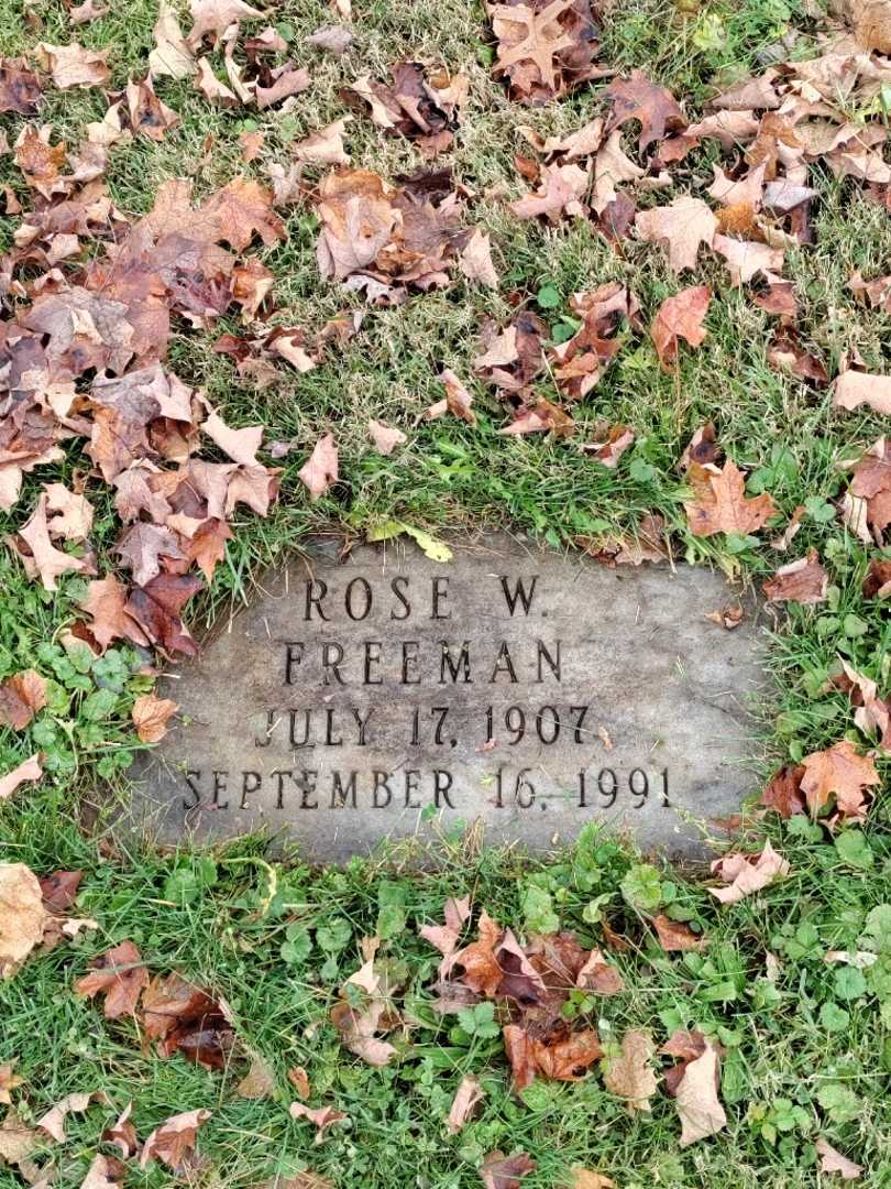 Rose W. Freeman's grave. Photo 3