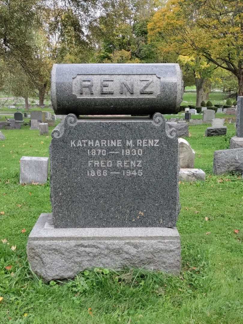 Fred Renz's grave. Photo 2