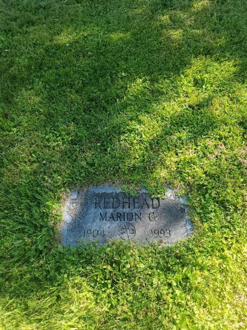 Marion C. Redhead's grave. Photo 2