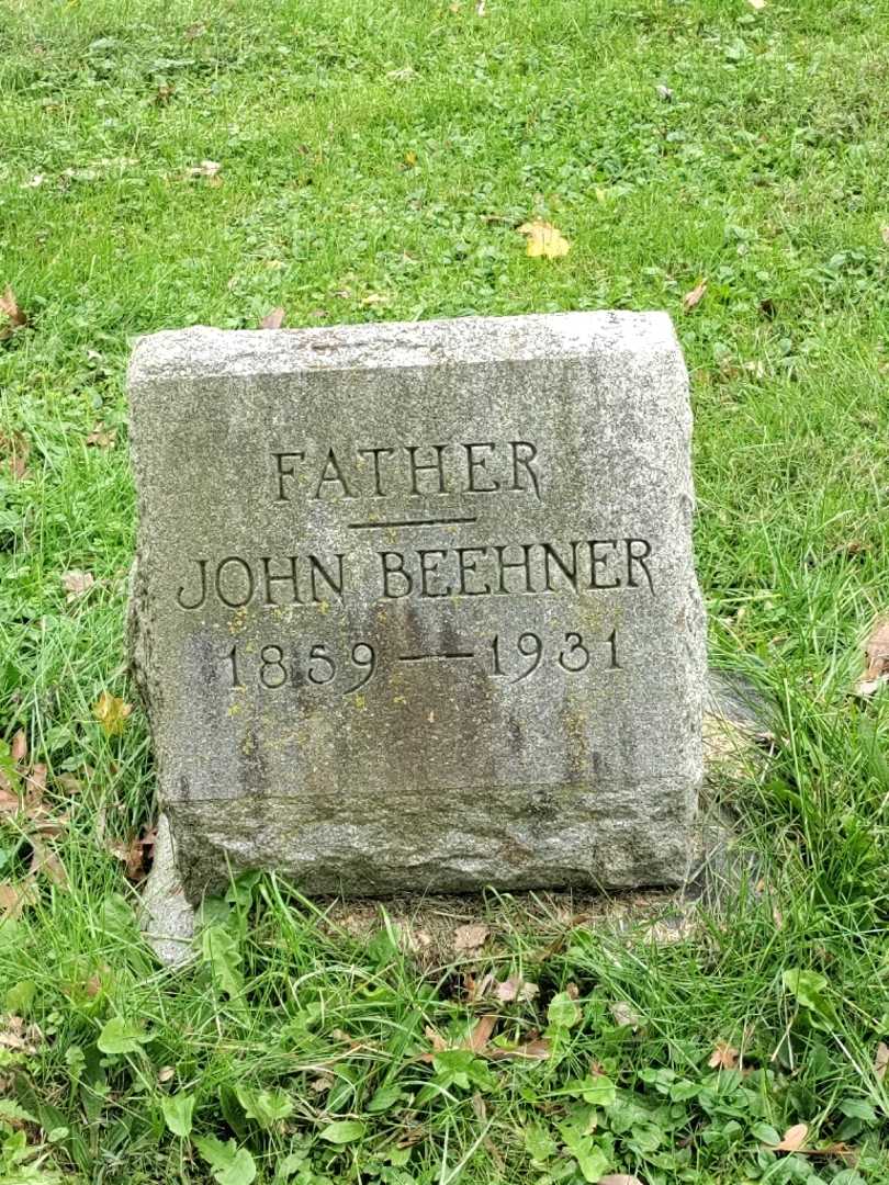 John Beehner's grave. Photo 3