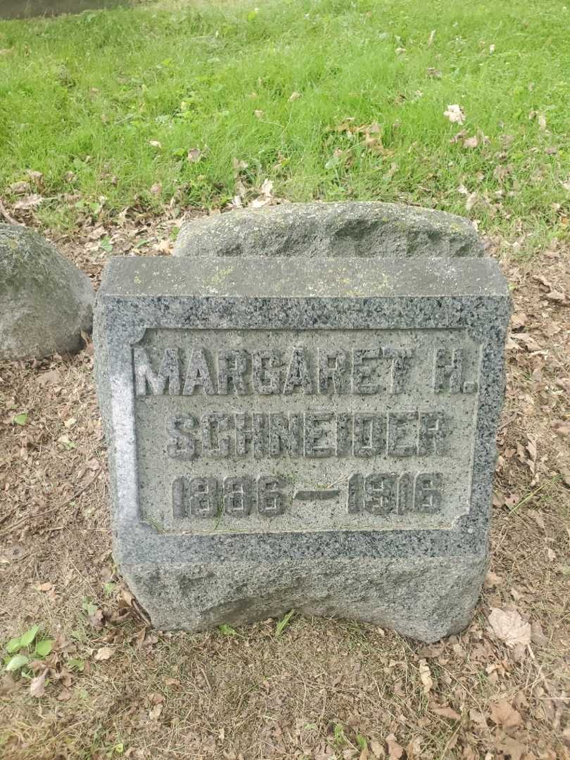 Margaret H. "Margant" Schneider's grave. Photo 3