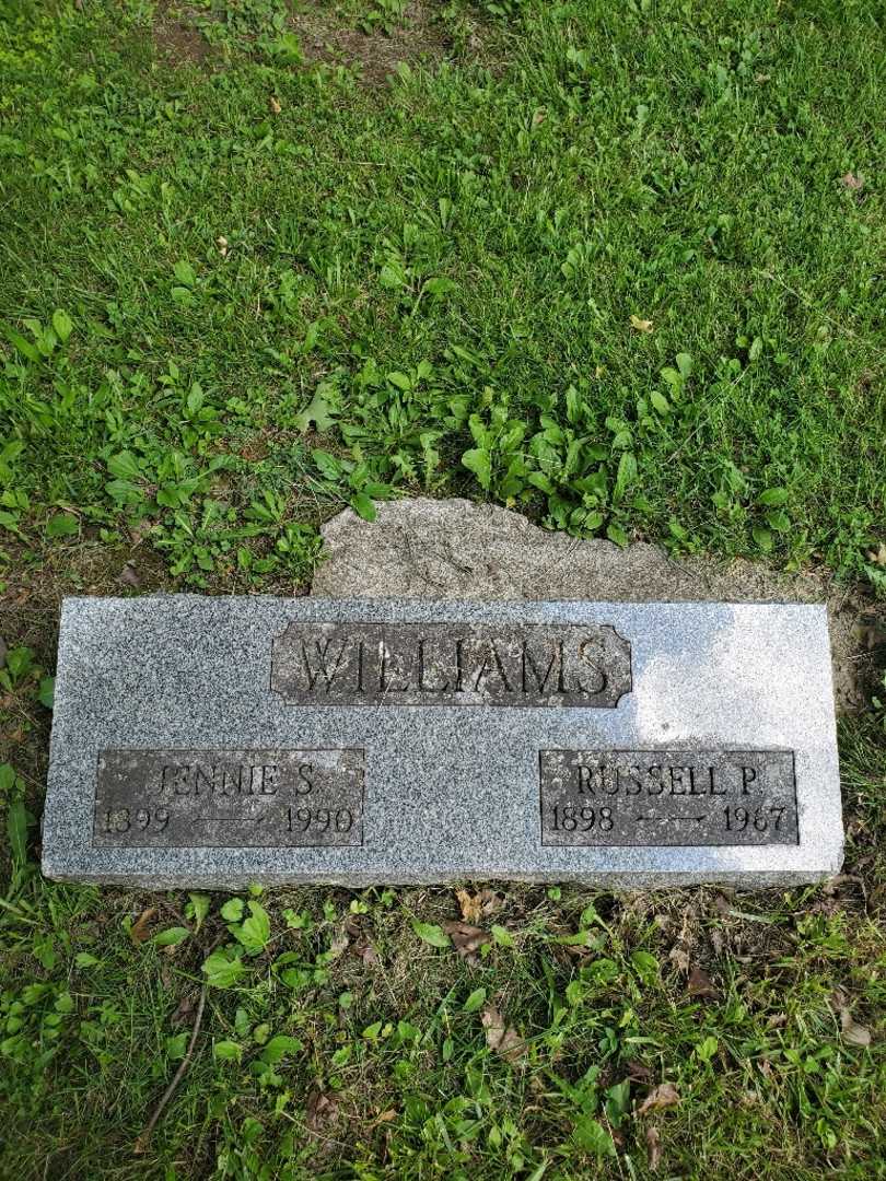 Jennie S. Williams's grave. Photo 4